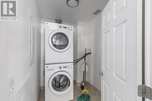 969 Queen St E # 403, Sault Ste. Marie, ON - Indoor Photo Showing Laundry Room