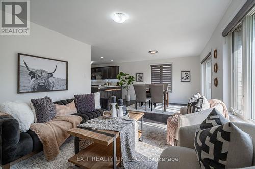 25 Maryann Lane, Asphodel-Norwood (Norwood), ON - Indoor Photo Showing Living Room