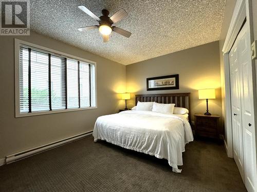 400 Bighorn Boulevard Unit# 416A, Radium Hot Springs, BC - Indoor Photo Showing Bedroom