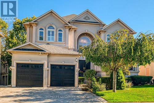 9 Chantilly Crescent, Richmond Hill, ON - Outdoor With Facade