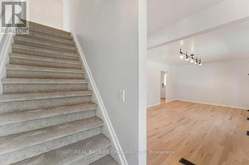 106 Simcoe Street E, Hamilton, ON - Indoor Photo Showing Other Room