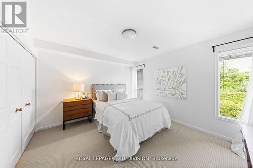 134 Dupont Street, Toronto, ON - Indoor Photo Showing Bedroom