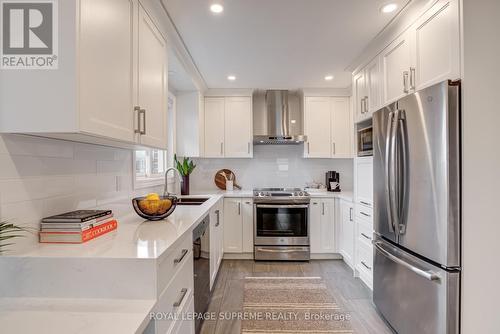 1468 Goldmar Drive, Mississauga, ON - Indoor Photo Showing Kitchen With Stainless Steel Kitchen With Upgraded Kitchen