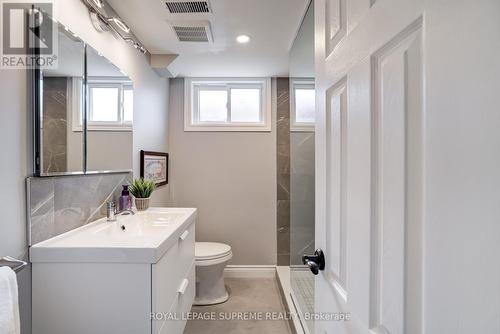 1468 Goldmar Drive, Mississauga, ON - Indoor Photo Showing Bathroom