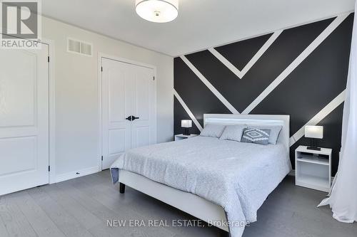 37 Mantle Avenue, Whitchurch-Stouffville, ON - Indoor Photo Showing Bedroom