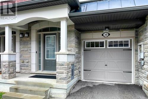 30 Ingleside Street, Vaughan, ON - Outdoor