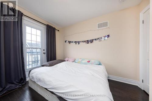 30 Ingleside Street, Vaughan, ON - Indoor Photo Showing Bedroom