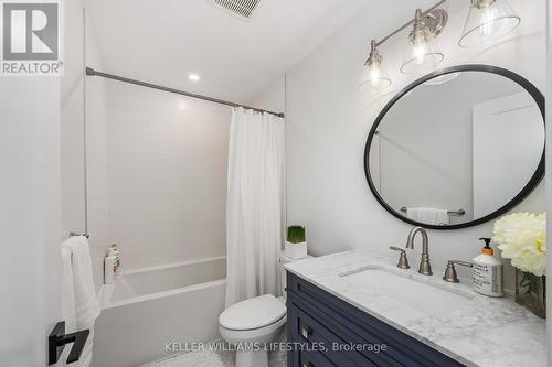 Main Bath #2 - 202 - 9861 Glendon Drive, Middlesex Centre, ON - Indoor Photo Showing Bathroom