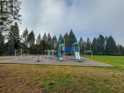 880 Lakeview Drive Drive Unit# 109, Windermere, BC - Outdoor