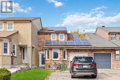 47 Woolenscote Circle, Toronto, ON - Outdoor With Facade