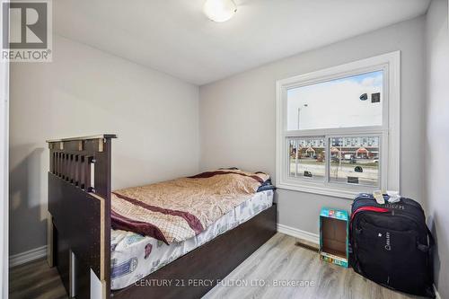 47 Woolenscote Circle, Toronto, ON - Indoor Photo Showing Bedroom