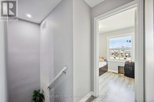 47 Woolenscote Circle, Toronto, ON - Indoor Photo Showing Other Room