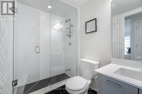 1807 - 2220 Lake Shore Boulevard W, Toronto, ON - Indoor Photo Showing Bathroom