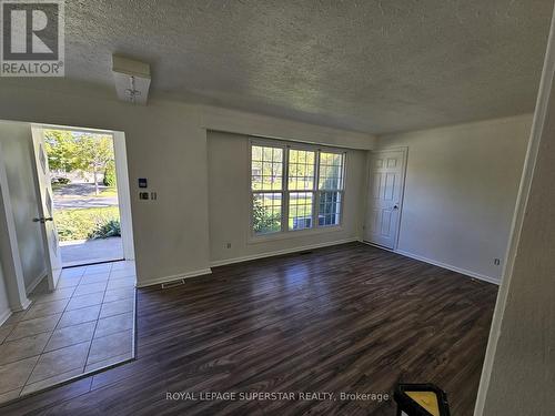 2 West Hampton Road, St. Catharines, ON - Indoor Photo Showing Other Room