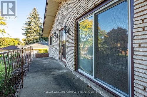 160 Gardiner Drive, Hamilton, ON - Outdoor