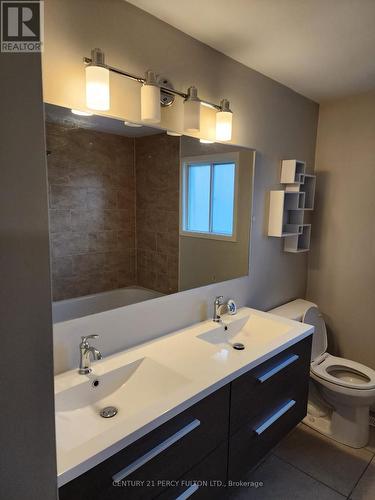 38 Gilmour Drive, Ajax, ON - Indoor Photo Showing Bathroom