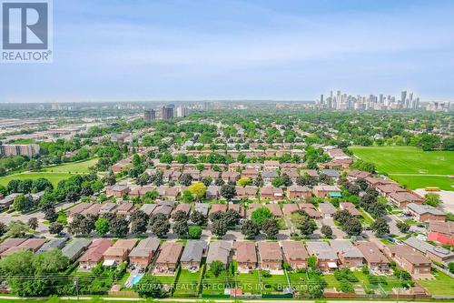 3218 Mccarthy Court, Mississauga, ON - Outdoor With View