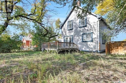 453 Lillooet Street W, Moose Jaw, SK - Outdoor