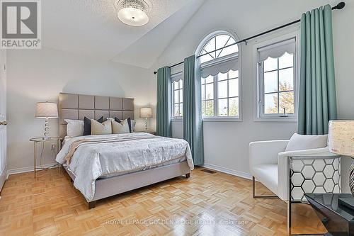 135 Warren Bradley Street, Markham, ON - Indoor Photo Showing Bedroom