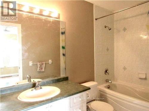 675 Madame Street, Mississauga, ON - Indoor Photo Showing Bathroom