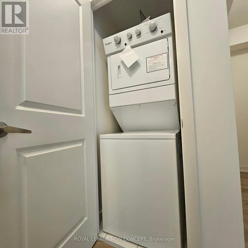 709 - 4955 Yonge Street, Toronto, ON - Indoor Photo Showing Laundry Room