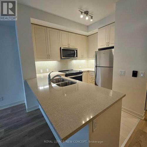 709 - 4955 Yonge Street, Toronto, ON - Indoor Photo Showing Kitchen With Stainless Steel Kitchen With Double Sink