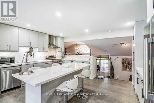 768 Grace Street, Newmarket, ON - Indoor Photo Showing Kitchen With Stainless Steel Kitchen With Upgraded Kitchen