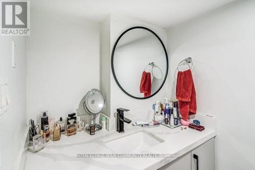 768 Grace Street, Newmarket, ON - Indoor Photo Showing Bathroom