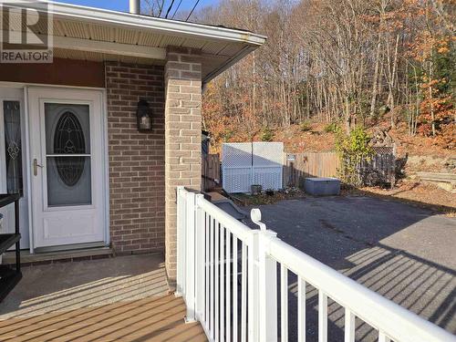 180B Ottawa Ave, Elliot Lake, ON - Outdoor With Exterior