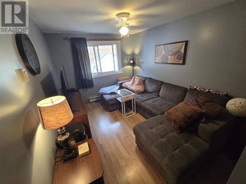 180B Ottawa Ave, Elliot Lake, ON - Indoor Photo Showing Living Room