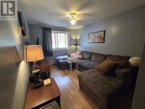 180B Ottawa Ave, Elliot Lake, ON - Indoor Photo Showing Living Room