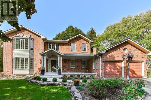 1881 Friar Tuck Court, Mississauga, ON - Outdoor With Facade