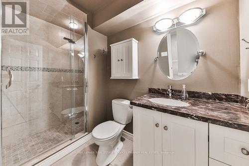 1881 Friar Tuck Court, Mississauga, ON - Indoor Photo Showing Bathroom