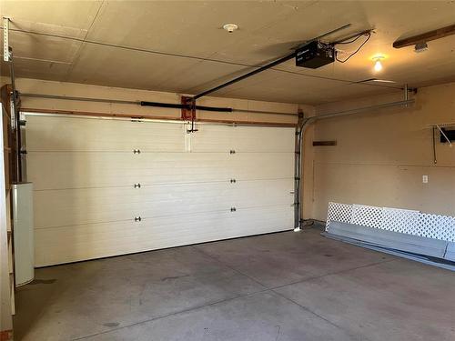 17 Eagle Way, Brandon, MB - Indoor Photo Showing Garage