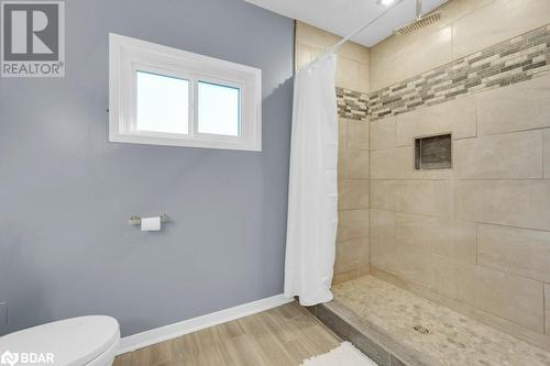 182 Henry Street, Stirling, ON - Indoor Photo Showing Bathroom