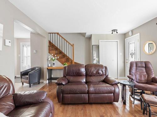 Living room - 20 Rue Vincent-Chagnon, Lévis (Desjardins), QC - Indoor Photo Showing Living Room