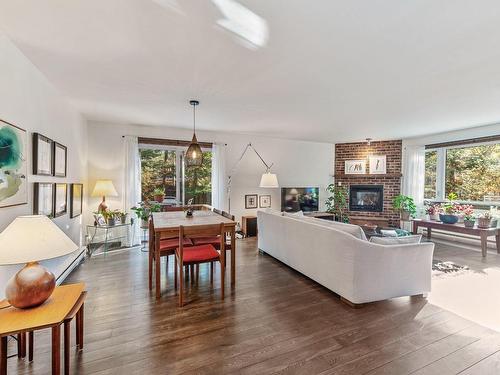 Overall view - 1088Z  - 1088Az Rue Du Tour-Du-Lac, Val-David, QC - Indoor Photo Showing Living Room With Fireplace