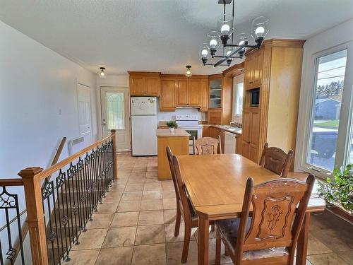 Kitchen - 12 Rue Lavallée, Lorrainville, QC - Indoor Photo Showing Dining Room