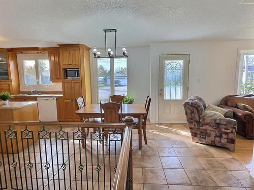 Kitchen - 12 Rue Lavallée, Lorrainville, QC - Indoor Photo Showing Dining Room