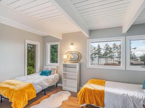 868 Chichester Rd West, Gabriola Island, BC 