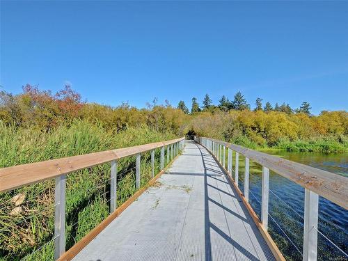 303-4052 Douglas St, Saanich, BC - Outdoor With Balcony