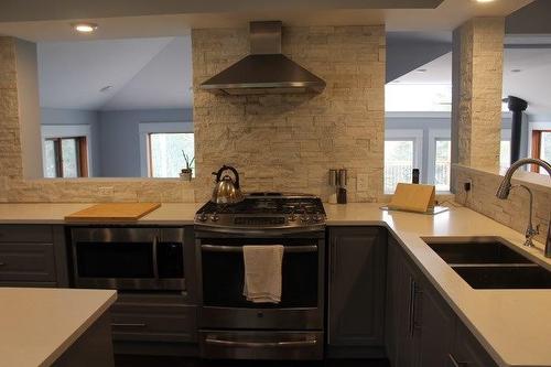 625 Dog Lake Road, Thunder Bay, ON - Indoor Photo Showing Kitchen With Double Sink