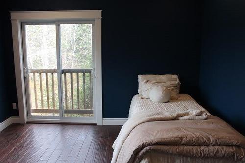 625 Dog Lake Road, Thunder Bay, ON - Indoor Photo Showing Bedroom