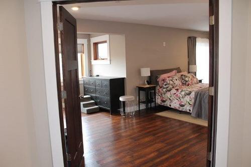 625 Dog Lake Road, Thunder Bay, ON - Indoor Photo Showing Bedroom