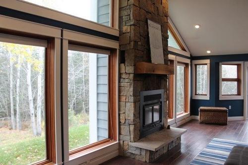 625 Dog Lake Road, Thunder Bay, ON - Indoor With Fireplace