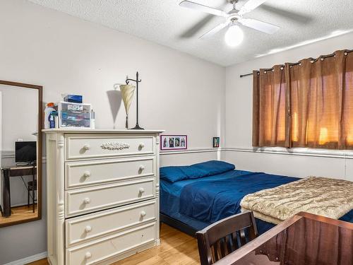 71-1605 Summit Drive, Kamloops, BC - Indoor Photo Showing Bedroom