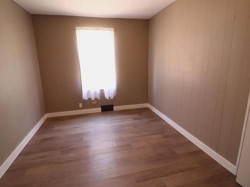 325 Willow Street, Kamloops, BC - Indoor Photo Showing Other Room