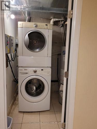 23 Hackett Avenue, Toronto, ON - Indoor Photo Showing Laundry Room