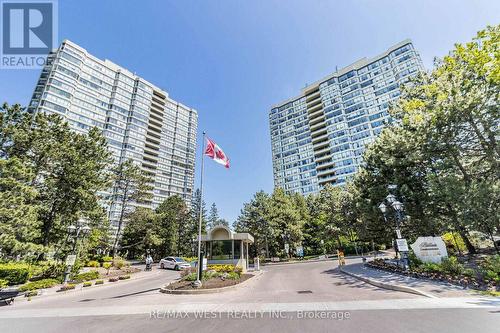 2301 - 24 Hanover Road, Brampton, ON - Outdoor With Facade