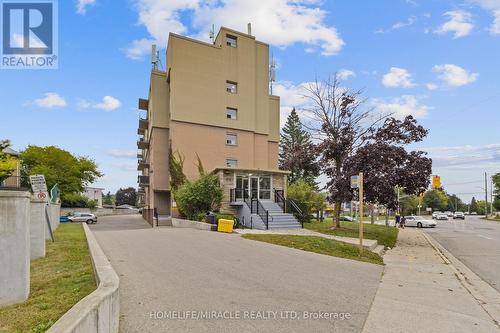 206 - 283 Fairway Road N, Kitchener, ON - Outdoor